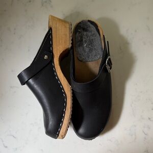 MIA Black Leather Clogs with Wooden Sole